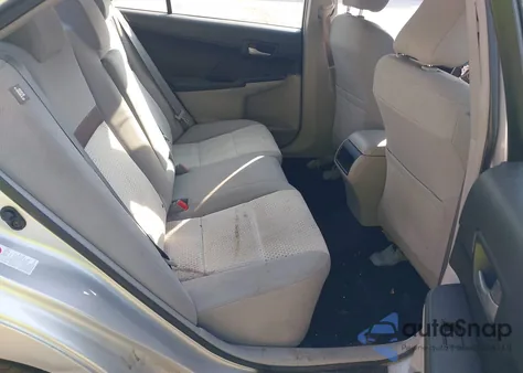 2012 Toyota Camry Se/Le/Xle z USA, uszkodzony, nr VIN 4T4BF1FKXCR219374